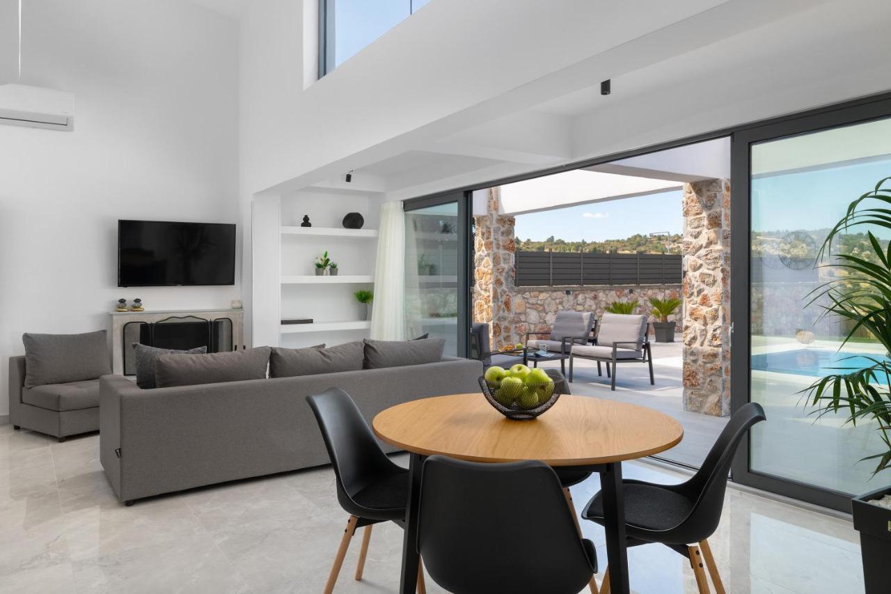 Aiora Luxury Villas Afantou Exteriör bild